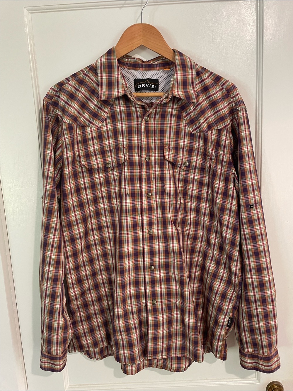 Orvis Men’s pearl snap long sleeve shirt